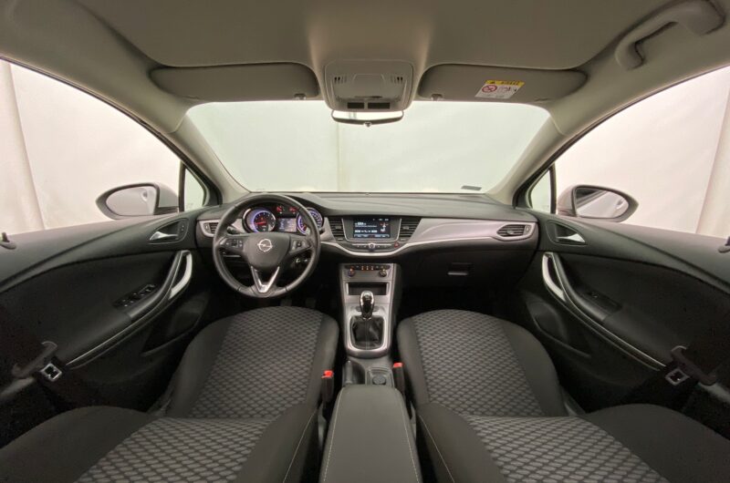 TOYOTA AVENSIS 1.8 147KM 2011′ Polska Marża