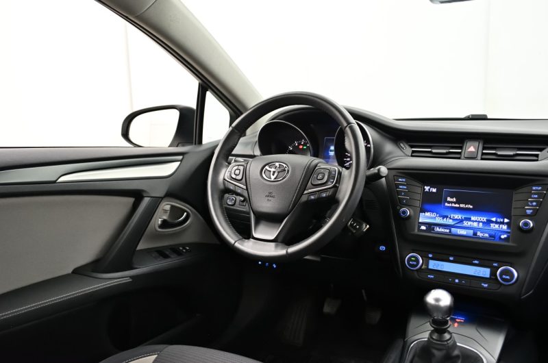 TOYOTA AVENSIS 1.8 147KM 2017′ Polska VAT23