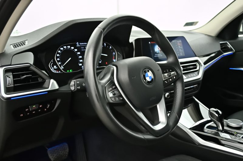 BMW 318D 2021r 2.0diesel 150KM biała FV23%