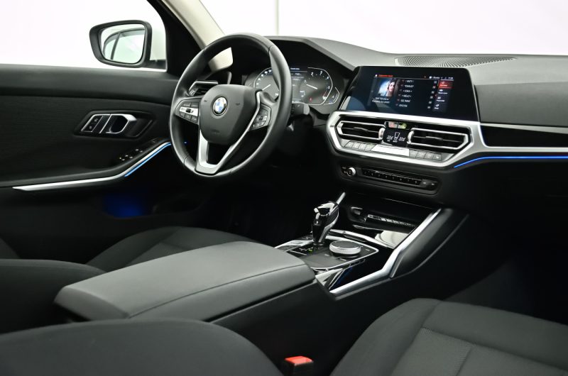 BMW 318D 2021r 2.0diesel 150KM biała FV23%