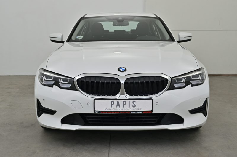 BMW 318D 2021r 2.0diesel 150KM biała FV23%