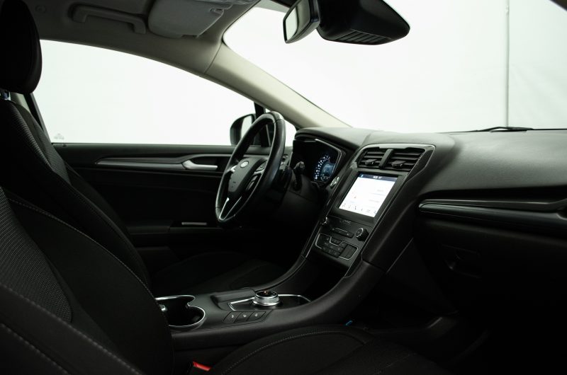Ford Mondeo 2019r  2.0 Diesel 150KM Automat VATmarża