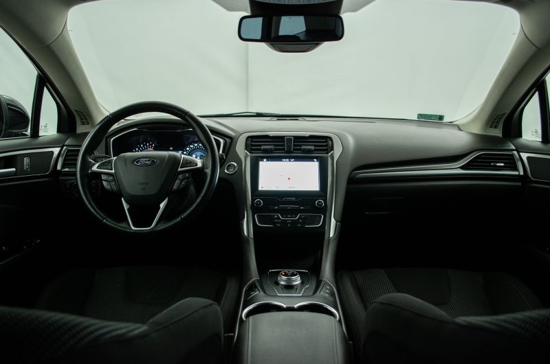 Ford Mondeo 2019r  2.0 Diesel 150KM Automat VATmarża