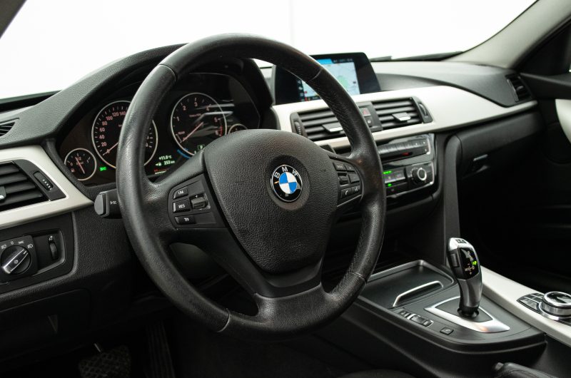 BMW 318D 2017r 2.0 Diesel 150KM Automat VATmarża