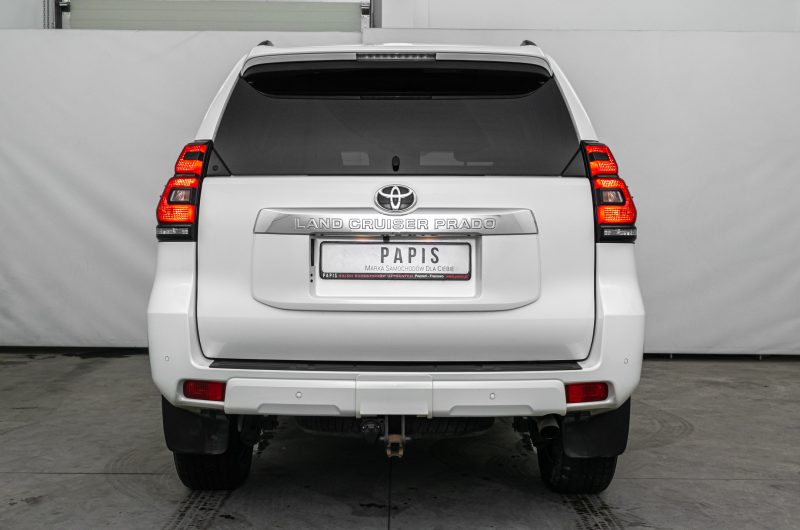 Toyota Land Cruiser Prado 2019r 4.0 Benzyna 282KM Prestige VATmarża