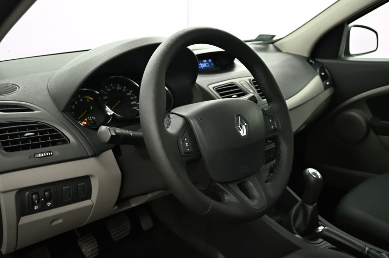 Renault Megane 2012r 1.5 Diesel 90KM Authentique SalonPL VATmarża