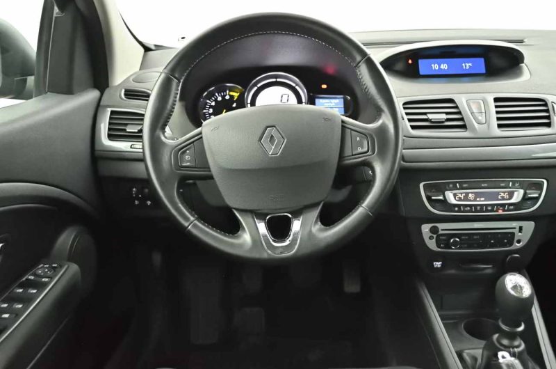 Renault Megane Kombi 1.2 115KM 2016R Limited Klimatronik Tempomat FV Marża