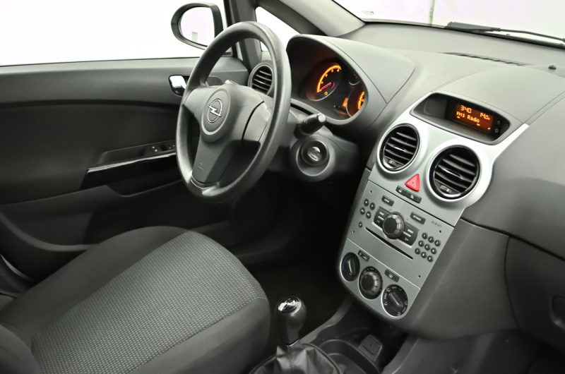 Opel Corsa 2013r 1.0 Benzyna Essentia SalonPL VATmarża