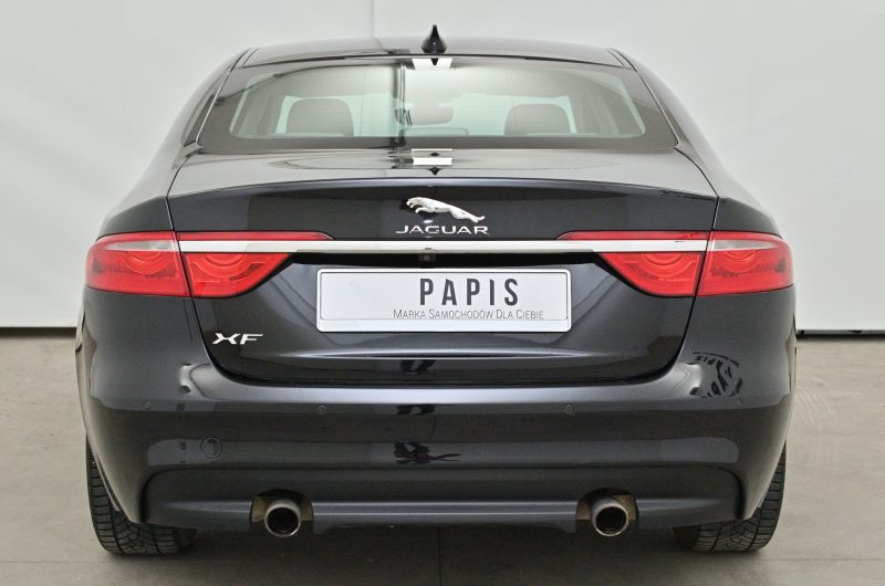 Jaguar XF 2018r 2.0Benzyna 250KM Prestige SalonPL VATmarża