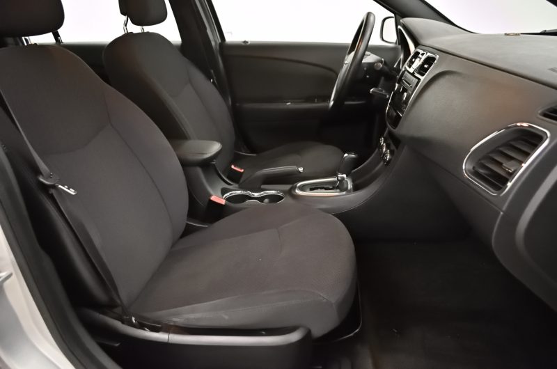 Chrysler 200 2012r 2.4 Benzyna + LPG 188KM VATmarża