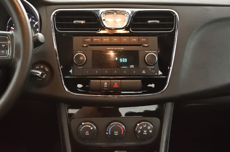 Chrysler 200 2012r 2.4 Benzyna + LPG 188KM VATmarża
